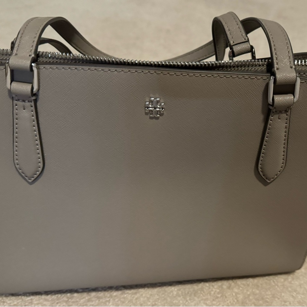 Emerson Small Top Zip Tote